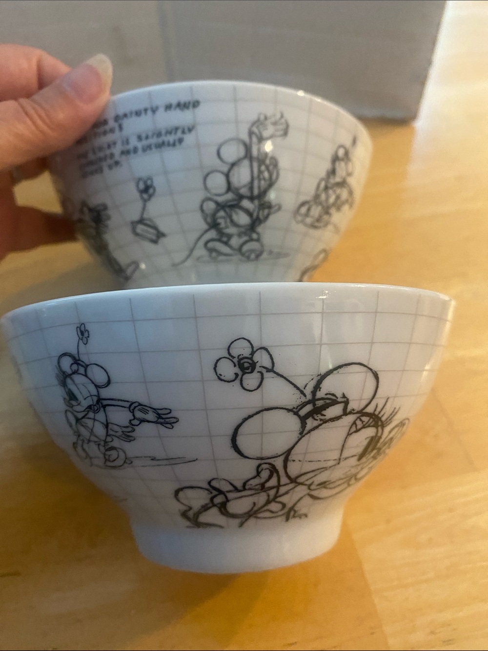 Disney Set of 2 Minnie Sketch book Ceramic Bowls  NWT holds 8oz ea